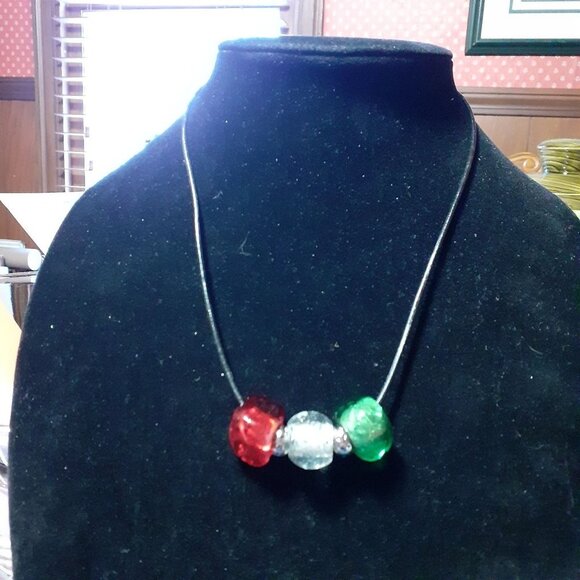 Handmade Christmas Necklace 20" - Picture 3 of 3